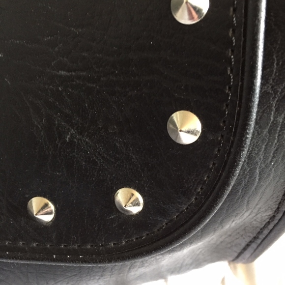 FANTASTIC LIKE NEW RIVER ROAD SADDLE BAG - Picture 3 of 5